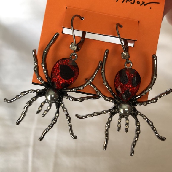 Betsey Johnson Hematite Tone Glampire Spider Drop Earrings Crystal Accents NWT - Picture 14 of 14